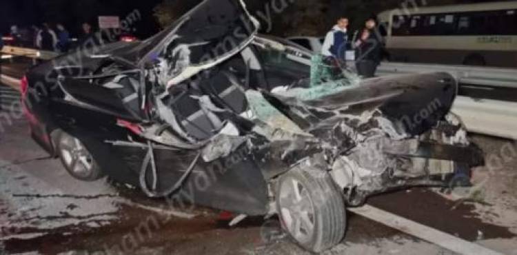 Ավտովթար՝ Արագածոտնում. բախվել են Toyota Camry-ն ու քարով բարձված Зил -ը. կա 1 զոհ, 1 վիրավոր