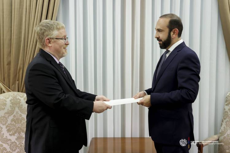 Արարատ Միրզոյանն ընդունել է Կանադայի նորանշանակ դեսպանին