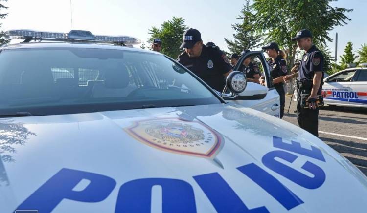 Ամեն ինչ կորցրած արցախցիներին պարեկները 100 հազար դրամ տուգանում են՝ ԱՊՊԱ պայմանագիր չունենալու պատճառով․ Մելիքյան