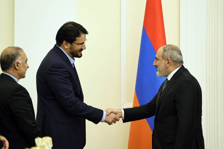 Փաշինյանն ընդունել է Իրանի քաղաքաշինության և ճանապարհաշինության նախարարի գլխավորած պատվիրակությանը