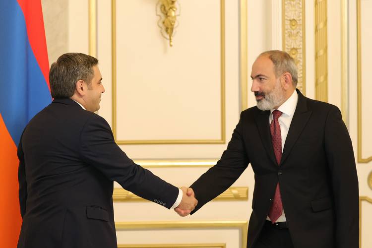 Ո՞վ կլինի ՀՖՖ հաջորդ նախագահը. անուններ. «Ժողովուրդ»