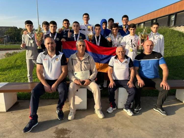 Հայաստանի բռնցքամարտիկները 13 մեդալ են նվաճել Վրաստանում