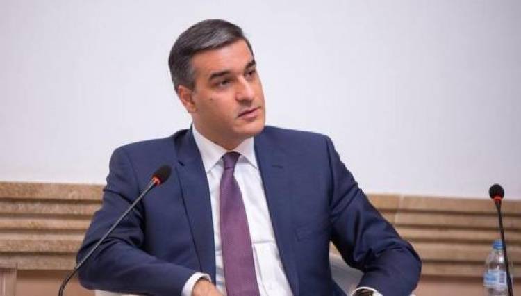 Լրագրողի մասնագիտական աշխատանքը երաշխավորված է օրենքով և ունի հանրային բացարձակ կարևորություն