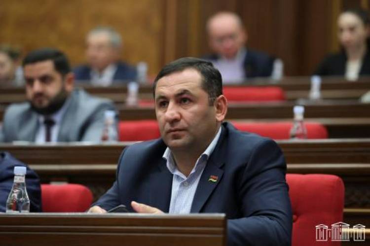 Ի հիշատակ պատգամավոր Մաթևոս Ասատրյանի՝ ԱԺ նիստերի դահլիճի դիմաց կբացվի սգո հուշամատյան
