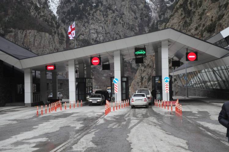 Լարսը փա՞կ կլինի