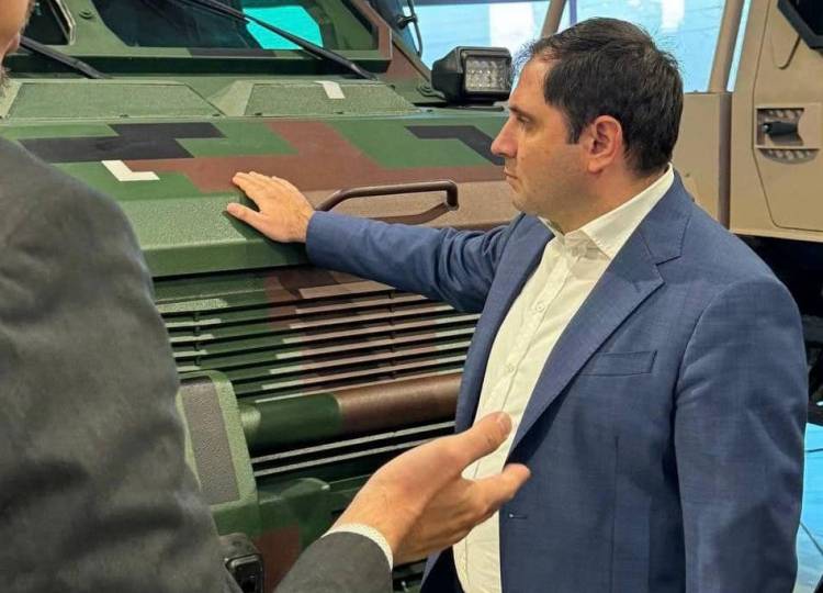 Պապիկյանը մասնակցել է Դուբայի ավիացիոն ցուցահանդեսի բացման արարողությանը