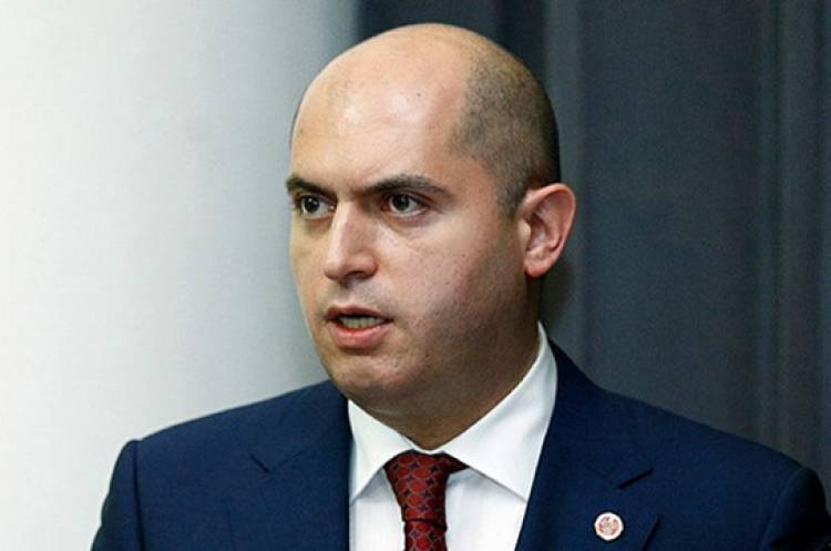 Արմեն Աշոտյանի նկատմամբ կիրառված կալանքը թողնվել է անփոփոխ