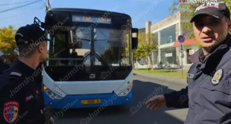 Վնասել են «Zhongtong» ավտոբուսը, որոմ եղել են մեծ թվով ուղևորներ. կասկածյալը ազգությամբ հնդիկ է