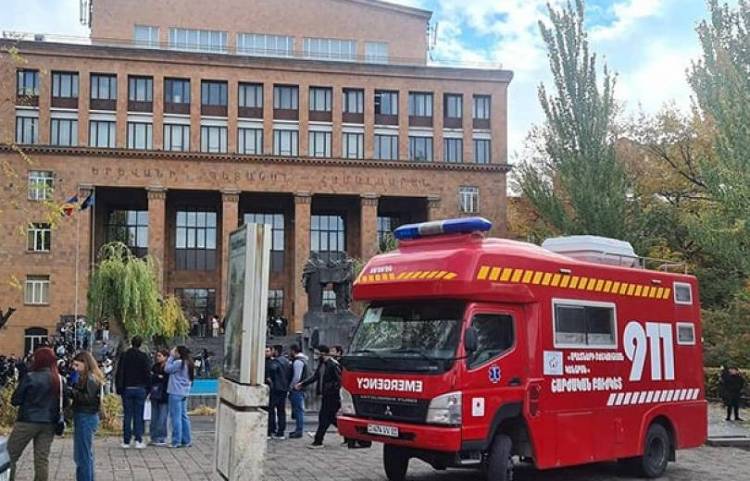 ԵՊՀ-ի հրդեհի տուժածներից մեկը դուրս է գրվել. երկուսի վիճակը կայուն ծանր է