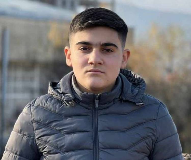 «Զգում էի՝ որդուս փրկել չի հաջողվի…». վայրագության զոհ դարձած 15-ամյա Դավթին հուղարկավորեցին պապիկի ու տատիկի հետ
