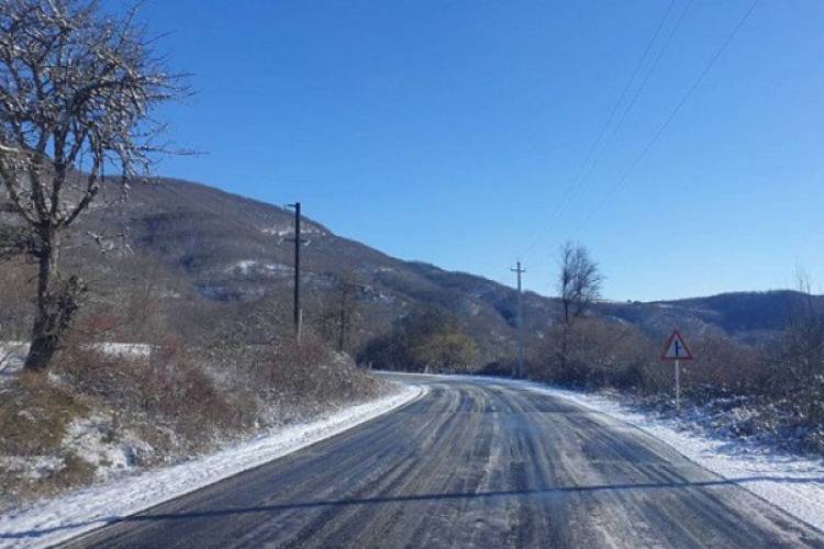 Ձյուն, մառախուղ, մերկասառույց․ իրավիճակը՝ ՀՀ ավտոճանապարհներին