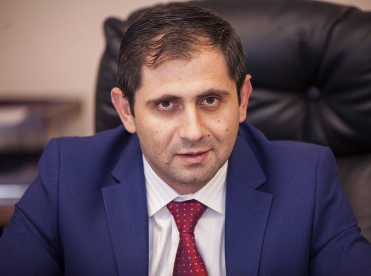 Սուրեն Պապիկյանը մեկնել է Հունաստան
