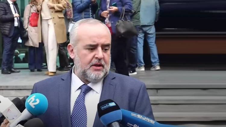 Աշոտյանը և Մալյանը քաղբանտարկյալներ են․ պայքարն ազգադավության հետ համակերպվողների դեմ է. Աթանեսյան