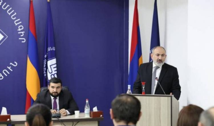 ՔՊ-ականները Գյումրի են հասել պետության կողմից սպասարկվող ծառայողական մեքենաներով. գլխավոր հավաքը՝ այսօր. «Ժողովուրդ»