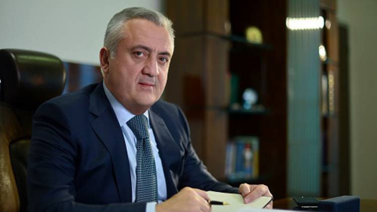 14 անշարժ գույք, ժառանգություն ստացած 65 մլն դրամ. դեսպան Արթուր Ջավադյանի ունեցվածքը. «Ժողովուրդ»