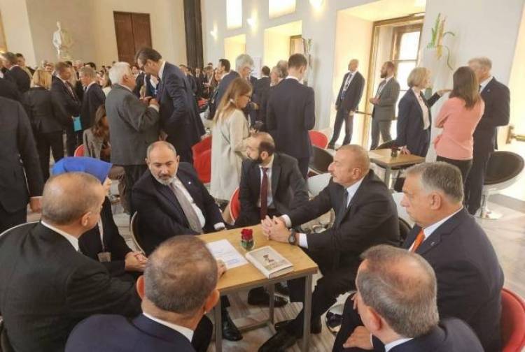 Փաշինյանին կապիտուլյացիա է պարտադրվում