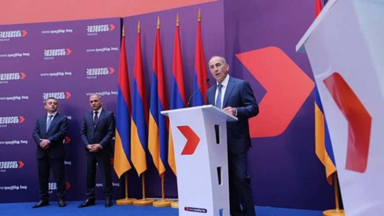 «Հայաստան» խմբակցության պատգամավորները կհանդիպեն Ռոբերտ Քոչարյանի հետ. քննարկում է լինելու. «Ժողովուրդ»