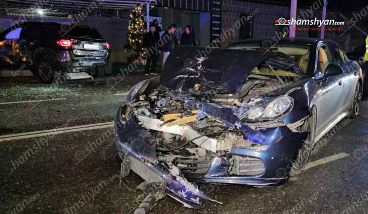 Խոշոր վթար՝ Աշտարակում. բախվել են Porsche Panamera-ն ու Jeep-ը, որը հայտնվել է բնակչի տան մուտքի մոտ