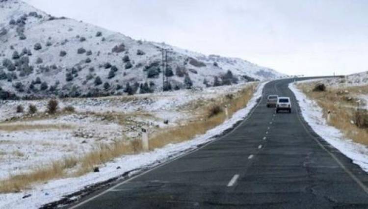 Սիսիան-«Զանգեր» հատվածում տեղ-տեղ առկա է մերկասառույց, Վարդենյաց լեռնանցքը դժվարանցանելի է