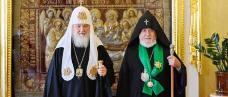 Մեր բոլորի պարտքն է դիմակայել պառակտումներին․ Պատրիարք Կիրիլի ուղերձը Գարեգին Բ-ին և Արամ Ա-ին
