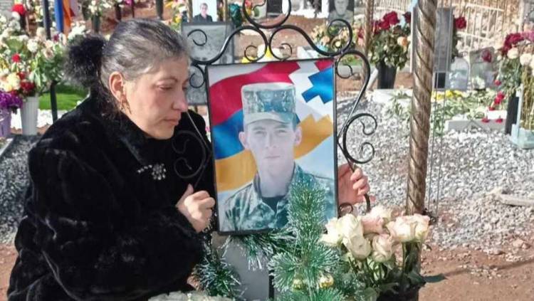 «Մա՜մ, դու ուժեղ ես, չէ՞, պիտի դիմանաս, մա՜մ»... տանկիստ Լեոնիդը ևս դարձավ կրակի զոհ