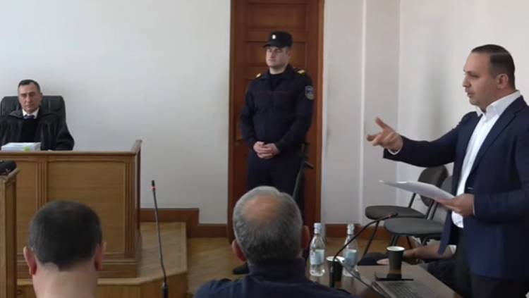 Գագիկ Խաչատրյանը ստիպված է ներկայանում դատական նիստերին. փաստաբան