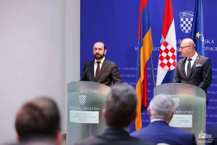 Խաղաղության պայմանագիրը պետք է ապահովի հստակ հիմքեր սահմանազատման հետագա գործընթացի համար. Արարատ Միրզոյան