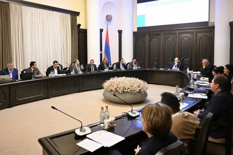 Իշխանությունը շարունակում է ԶԼՄ-ների դեմ ոտնձգությունները. «Հրապարակ»