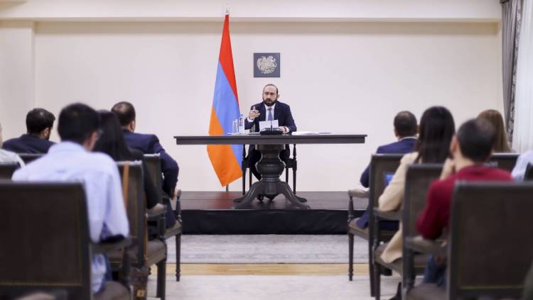 Ձախողված քաղաքականության ինքնախոստովանություն