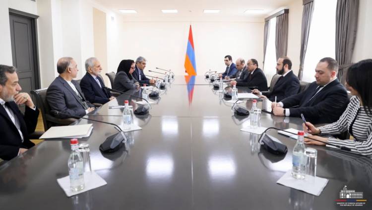 Արարատ Միրզոյանը հանդիպել է Իրանի Գերագույն առաջնորդի խորհրդականի հետ․ ի՞նչ են քննարկել