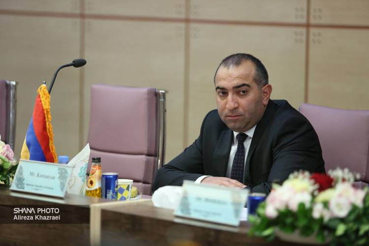 Որքանո՞վ կապ ունի Իրանում ՀՀ առևտրական կցորդին տրամադրված 40մլն դրամը՝ ՔԿ բնակարանային խուզարկությունների հետ