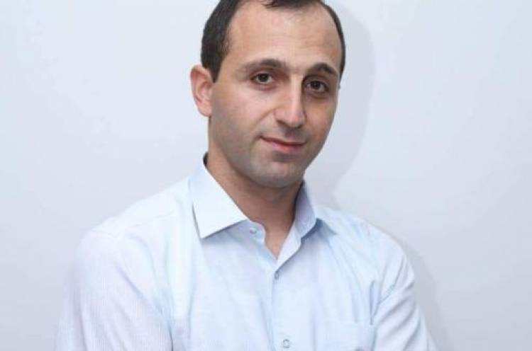 15 օր շարունակ հետապնդել են Ավագանու ընդդիմադիր անդամ Արշակ Սարգսյանին․ «Մայր Հայաստան»