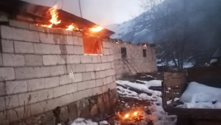 Ենոքավան գյուղում անասնագոմ է այրվել