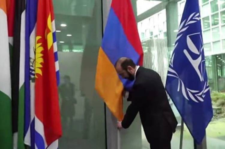 Միրզոյանը «պատմական» է գնահատել Հաագայի միջազգային դատարանում ՀՀ դրոշի բարձրացումը