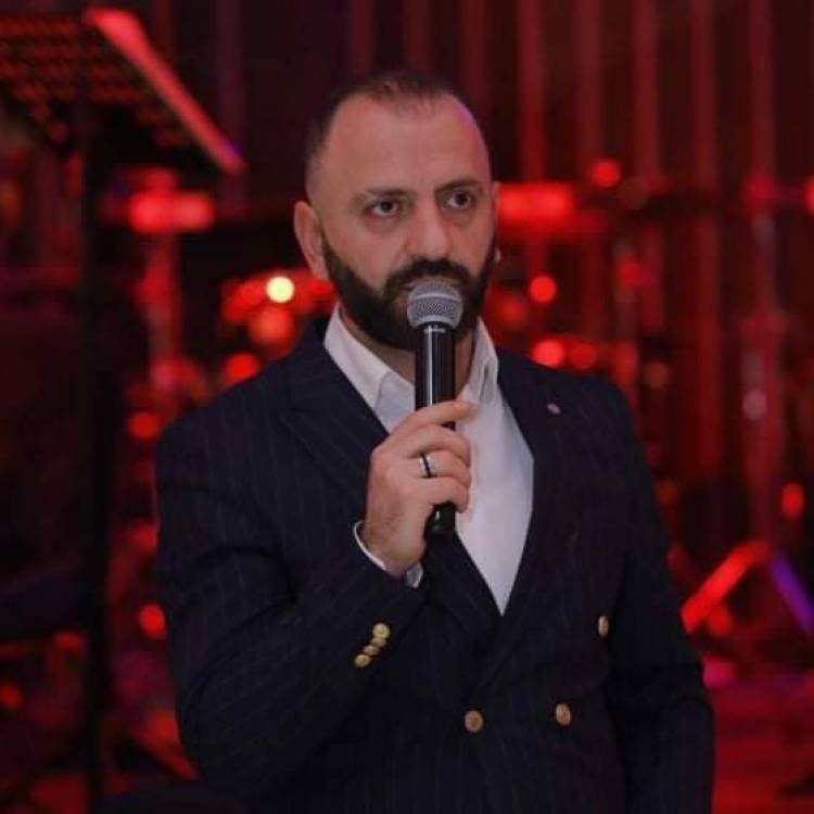Մահացել է երգիչ, հանդիսավար Ալիկ Հակոբյանը 