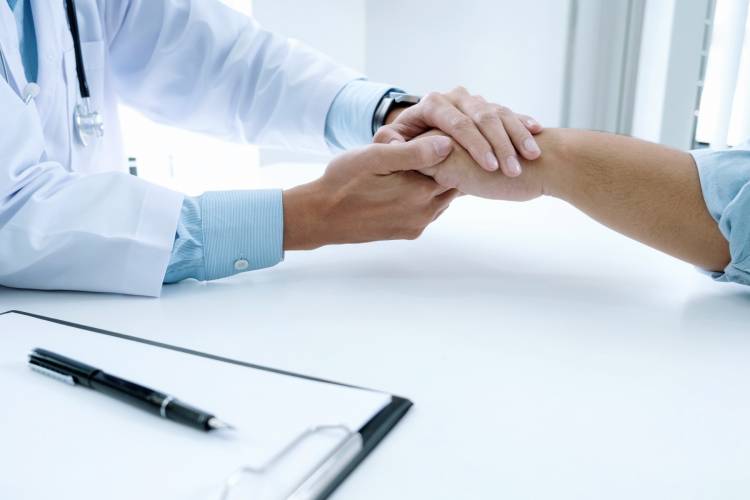 Հաստ աղիքի քաղցկեղի 9 նախազգուշացնող նշան