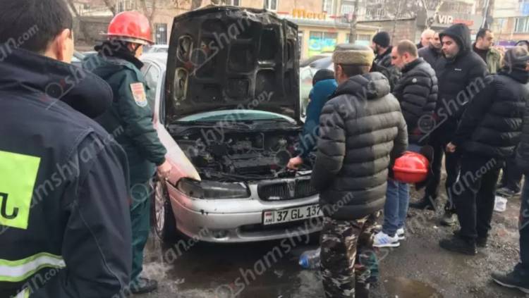 Արտակարգ դեպք՝ Վանաձորում. հրդեհ է բռնկվել «Rover»-ում