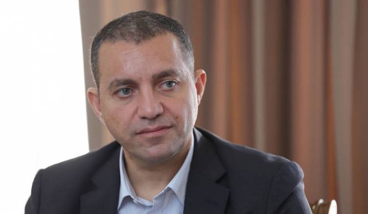 Վահան Քերոբյանին անհարգալից են վերաբերվել․ «Հրապարակ»