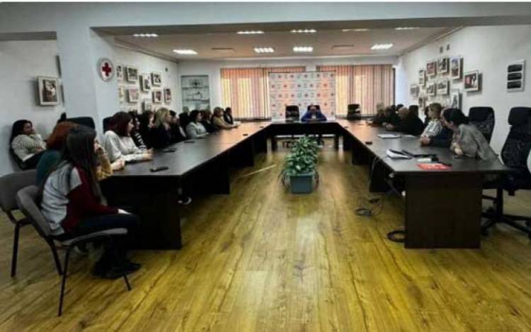 Ի՞նչ է կատարվում «Հայկական կարմիր խաչում». օգտվում են մարդու առողջական վիճակից. «Փաստ»