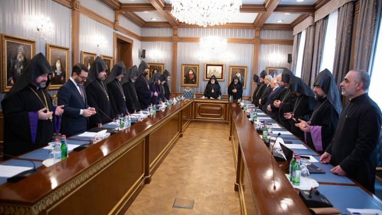 Մայր Աթոռ Ս. Էջմիածնում մեկնարկել է Գերագույն հոգևոր խորհրդի ժողովը