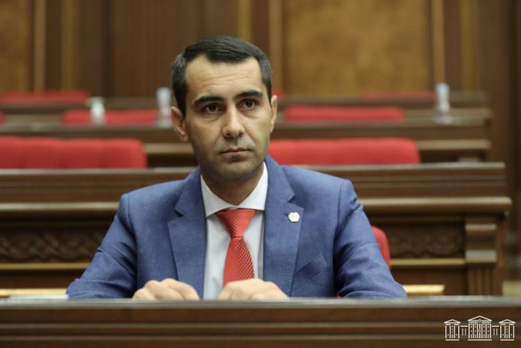 Նախկին խոպանչի մարզպետը մարտունեցիներին հորդորել է խոպան չգնալ. «Հրապարակ»