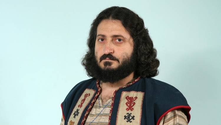 Հայկ Մարությանի երկու ստորագրությունն էլ չանցավ. ՔԿ-ն շարունակում է տանել-բերել սարկավագին
