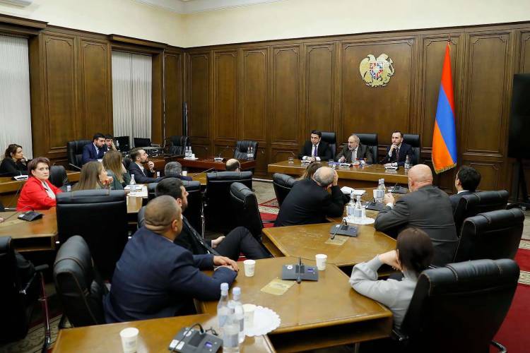 Որոշումը հետաձգվել է․ «Հրապարակ»