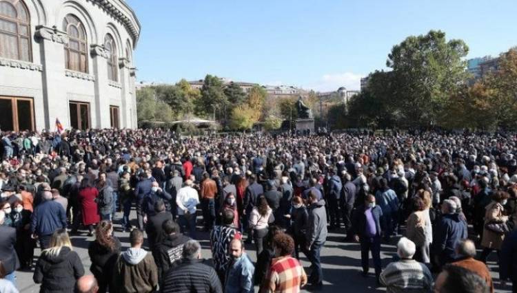 Քաղաքական դաշտում «ստորջրյա» պրոցեսներ են ընթանում՝ «երրորդ ուժի» ձևավորման առումով. «Փաստ»