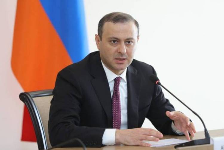 ԱԺ ՔՊ խմբակցությունը ԱԽ քարտուղար Արմեն Գրիգորյանի հետ փակ հանդիպում է ունեցել. ի՞նչ են քննարկել․ «Ժողովուրդ»