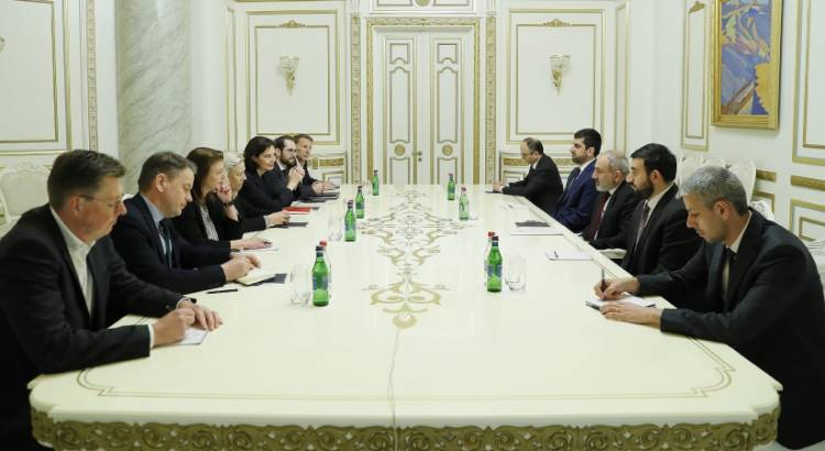 Փաշինյանն ընդունել է Դանիայի խորհրդարանական պատվիրակությանը