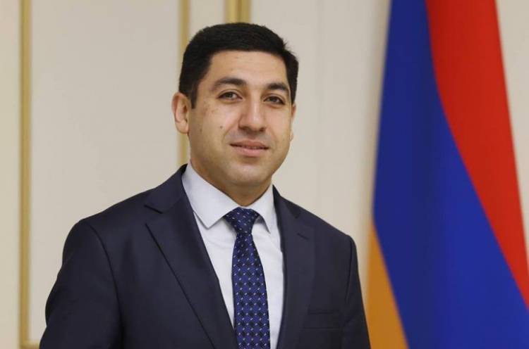 Ալեն Սիմոնյանի խորհրդականն ազատվել է պաշտոնից