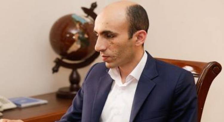Փորձում են իրենց քարոզչամեքենայով լարվածություն առաջացնել Արցախի և Հայաստանի մեր հայրենակիցների միջև. Արտակ Բեգլարյան