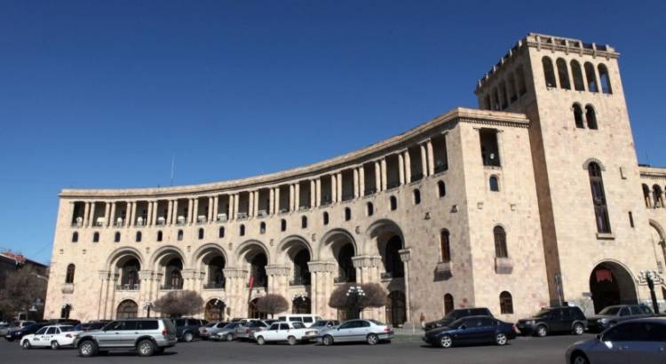 Նախկին ԱԳՆ շենքը քանդվում է՝ տիրություն անող չկա․ նախկինում կայացրած որոշման հետևանքները