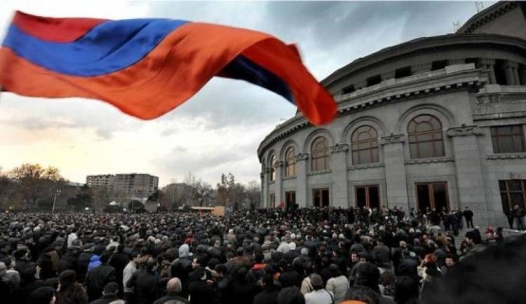 Իշխանություններն անհանգստացած են արցախցիների համախմբմամբ ու այսօրվա հանրահավաքով. մանրամասներ. «Ժողովուրդ»